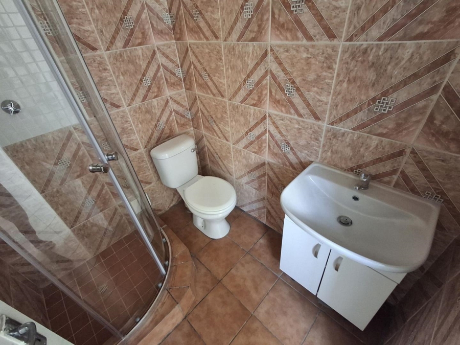 4 Bedroom Property for Sale in Bezuidenhout Valley Gauteng