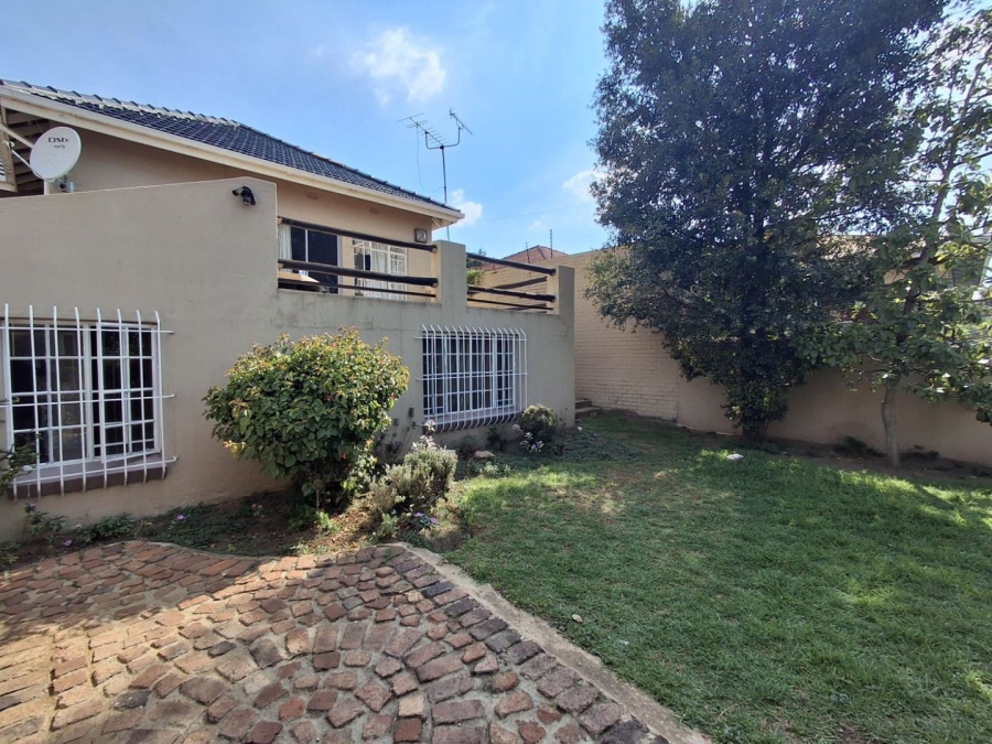 4 Bedroom Property for Sale in Orange Grove Gauteng