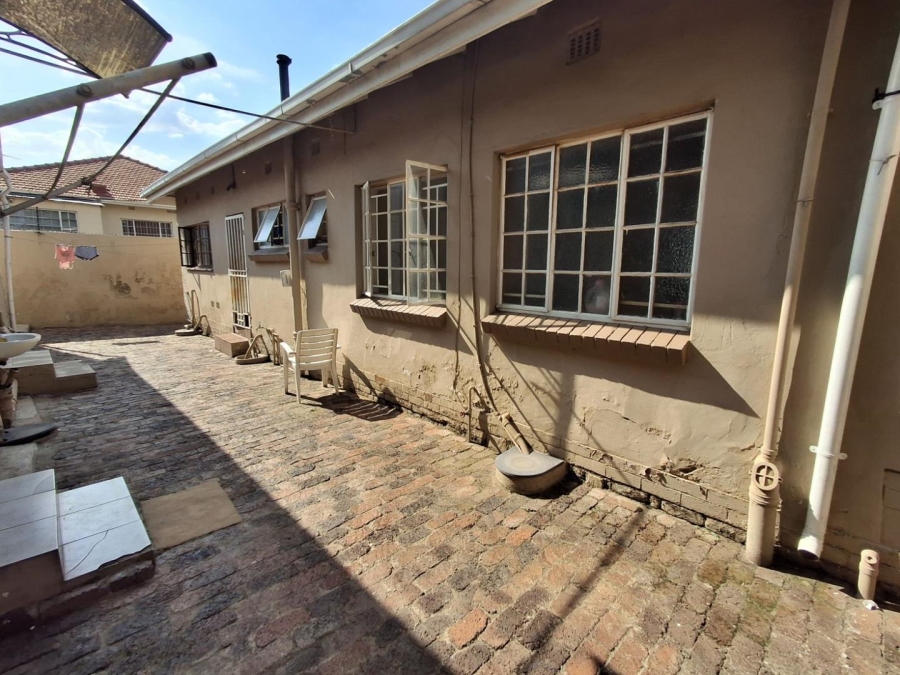 4 Bedroom Property for Sale in Orange Grove Gauteng