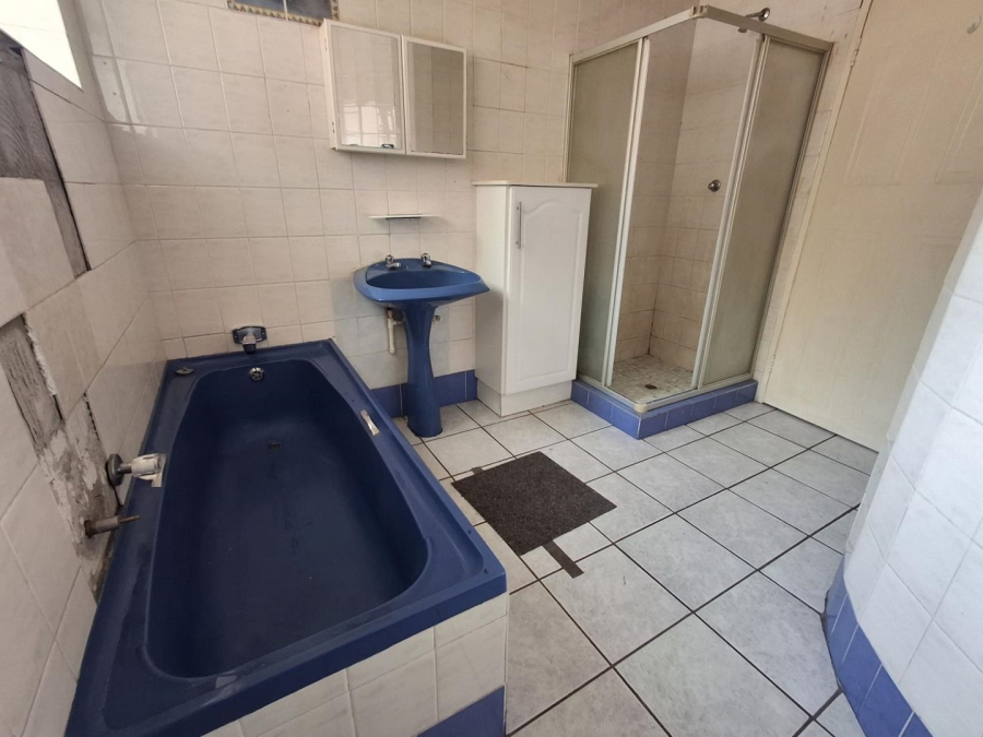 4 Bedroom Property for Sale in Orange Grove Gauteng