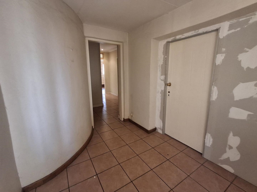 4 Bedroom Property for Sale in Orange Grove Gauteng