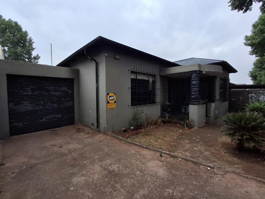 3 Bedroom Property for Sale in Bezuidenhout Valley Gauteng