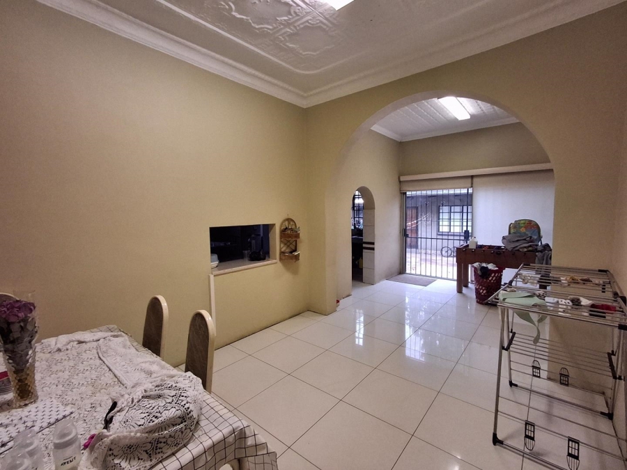 3 Bedroom Property for Sale in Bezuidenhout Valley Gauteng