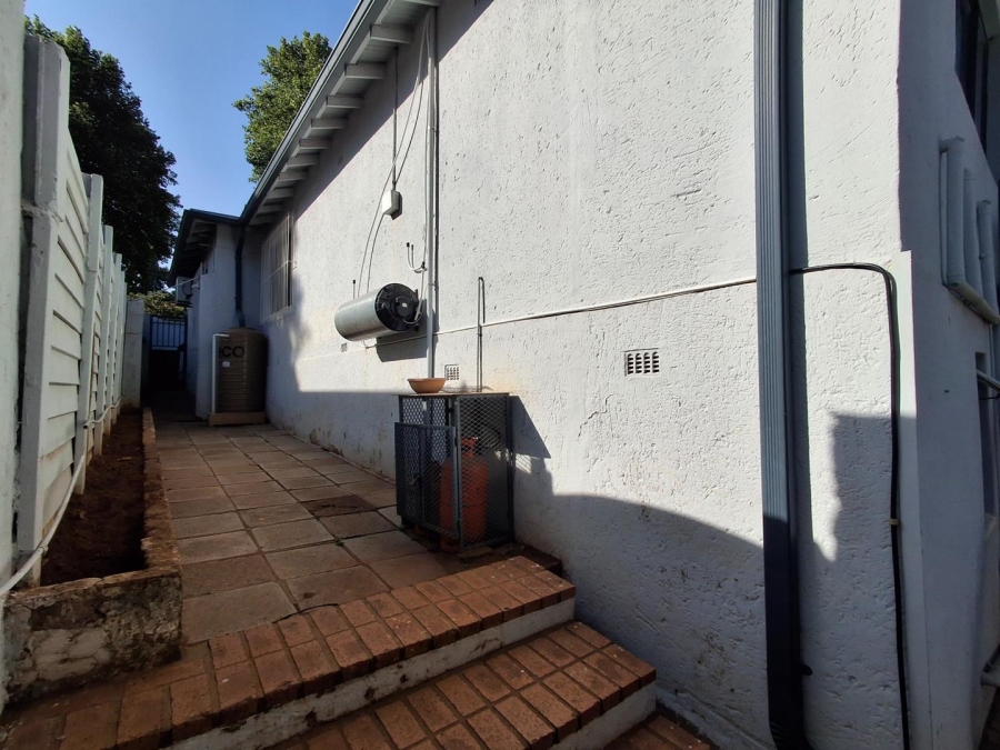 3 Bedroom Property for Sale in Bezuidenhout Valley Gauteng
