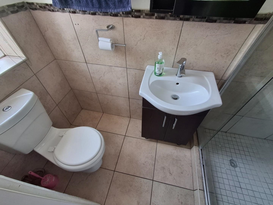 3 Bedroom Property for Sale in Bezuidenhout Valley Gauteng