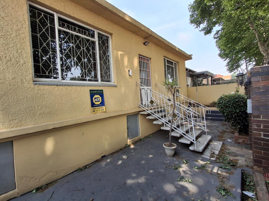4 Bedroom Property for Sale in Bezuidenhout Valley Gauteng