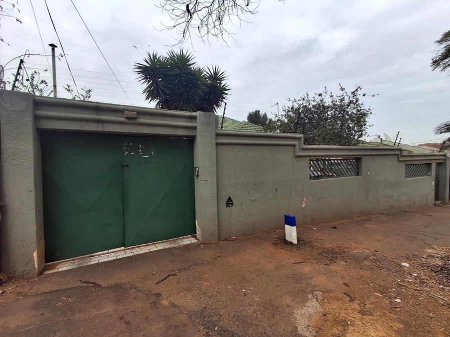 3 Bedroom Property for Sale in Bezuidenhout Valley Gauteng