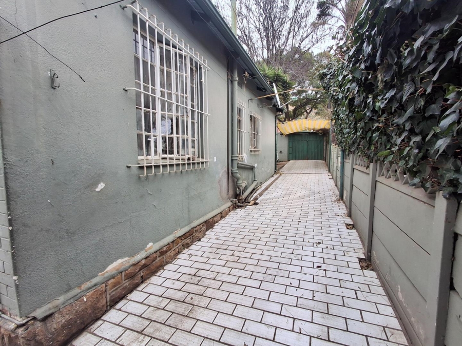 3 Bedroom Property for Sale in Bezuidenhout Valley Gauteng
