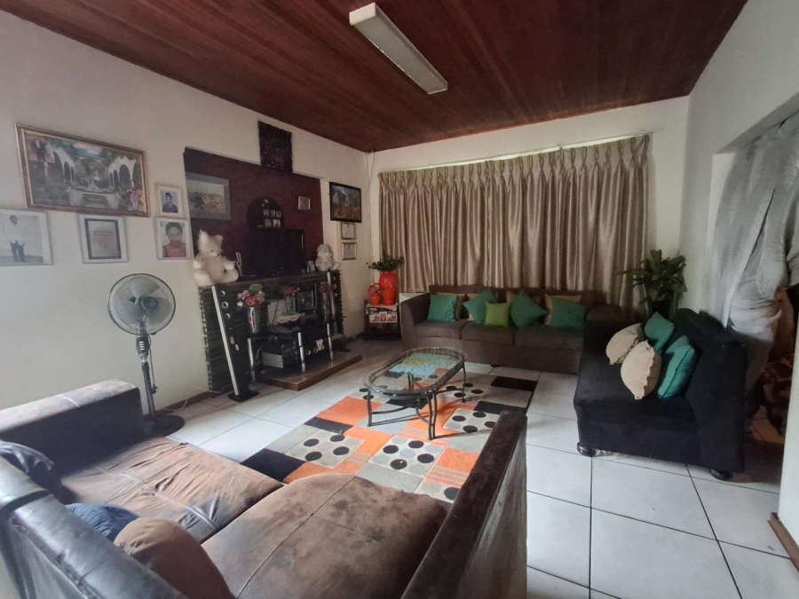 3 Bedroom Property for Sale in Bezuidenhout Valley Gauteng
