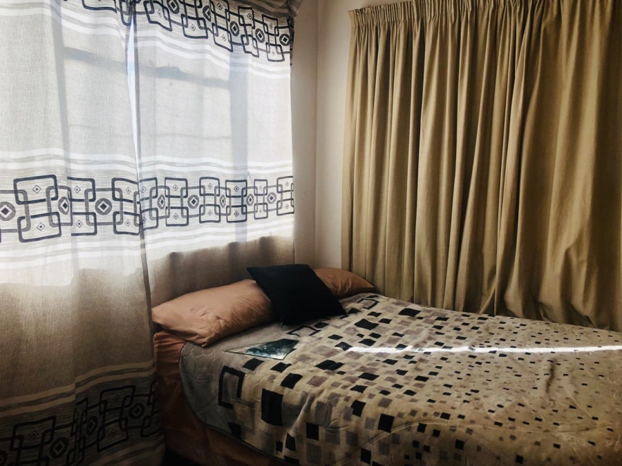 5 Bedroom Property for Sale in Bezuidenhout Valley Gauteng