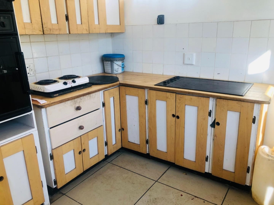 5 Bedroom Property for Sale in Bezuidenhout Valley Gauteng