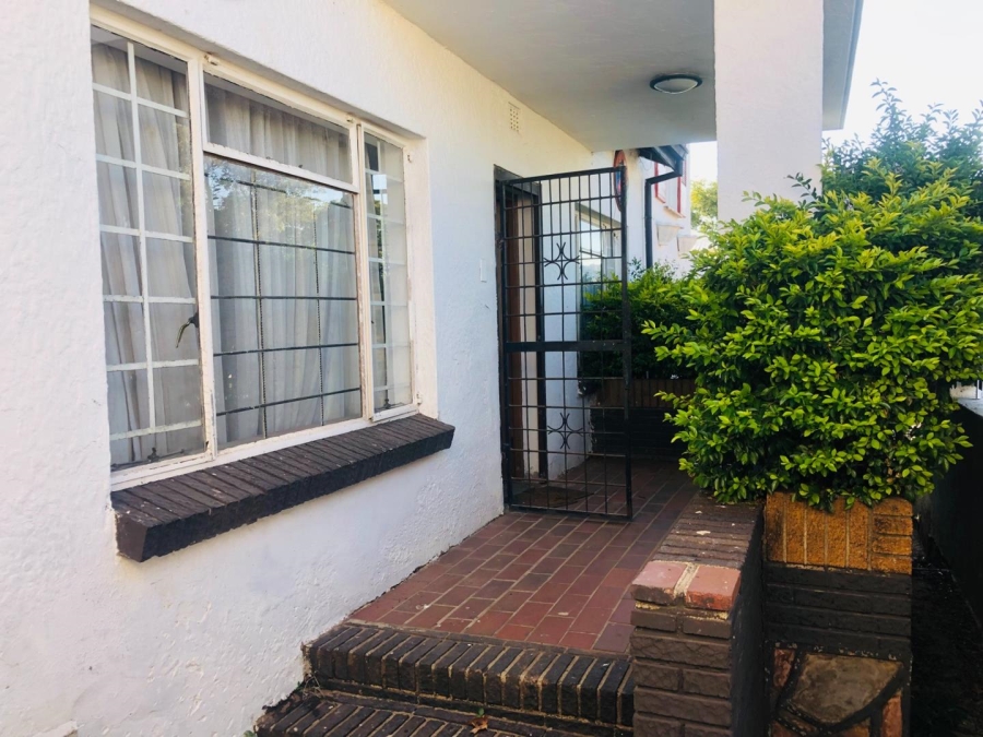 5 Bedroom Property for Sale in Bezuidenhout Valley Gauteng