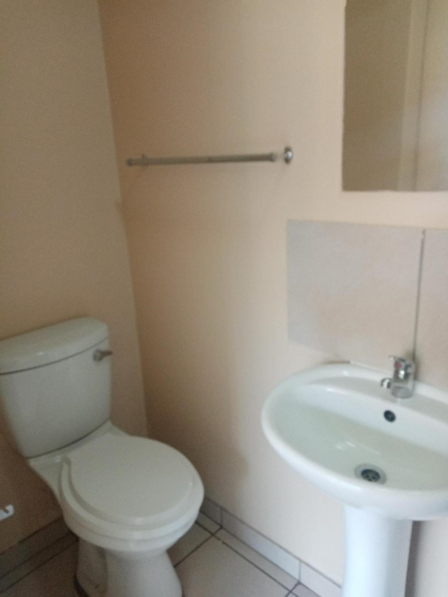 2 Bedroom Property for Sale in Witfield Gauteng