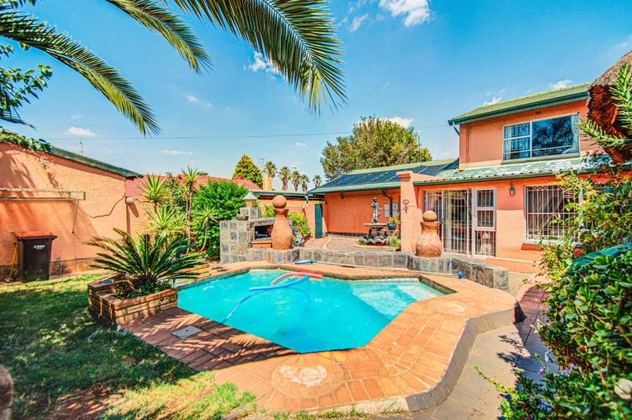 4 Bedroom Property for Sale in Marlands Gauteng