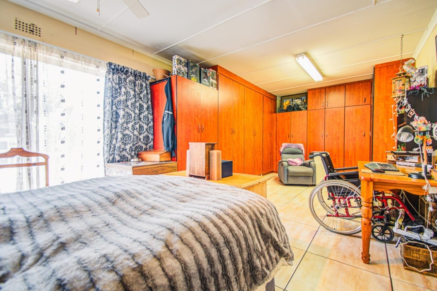 4 Bedroom Property for Sale in Marlands Gauteng
