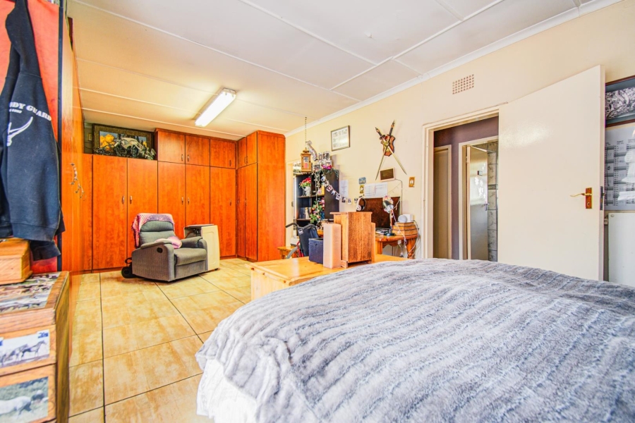 4 Bedroom Property for Sale in Marlands Gauteng