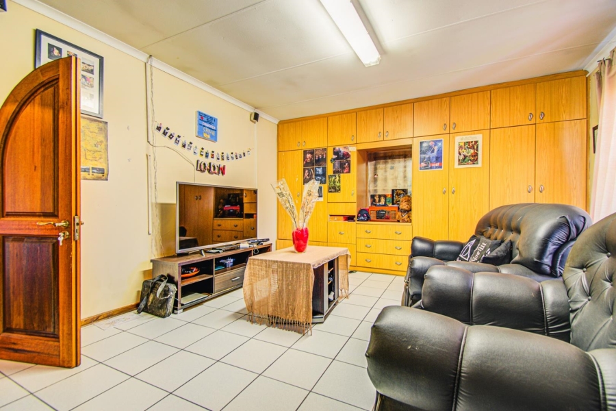 4 Bedroom Property for Sale in Marlands Gauteng