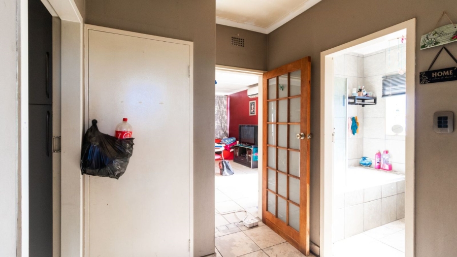 2 Bedroom Property for Sale in Marlands Gauteng