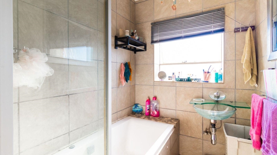 2 Bedroom Property for Sale in Marlands Gauteng