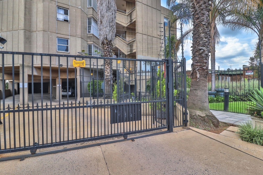 2 Bedroom Property for Sale in Primrose Hill Gauteng