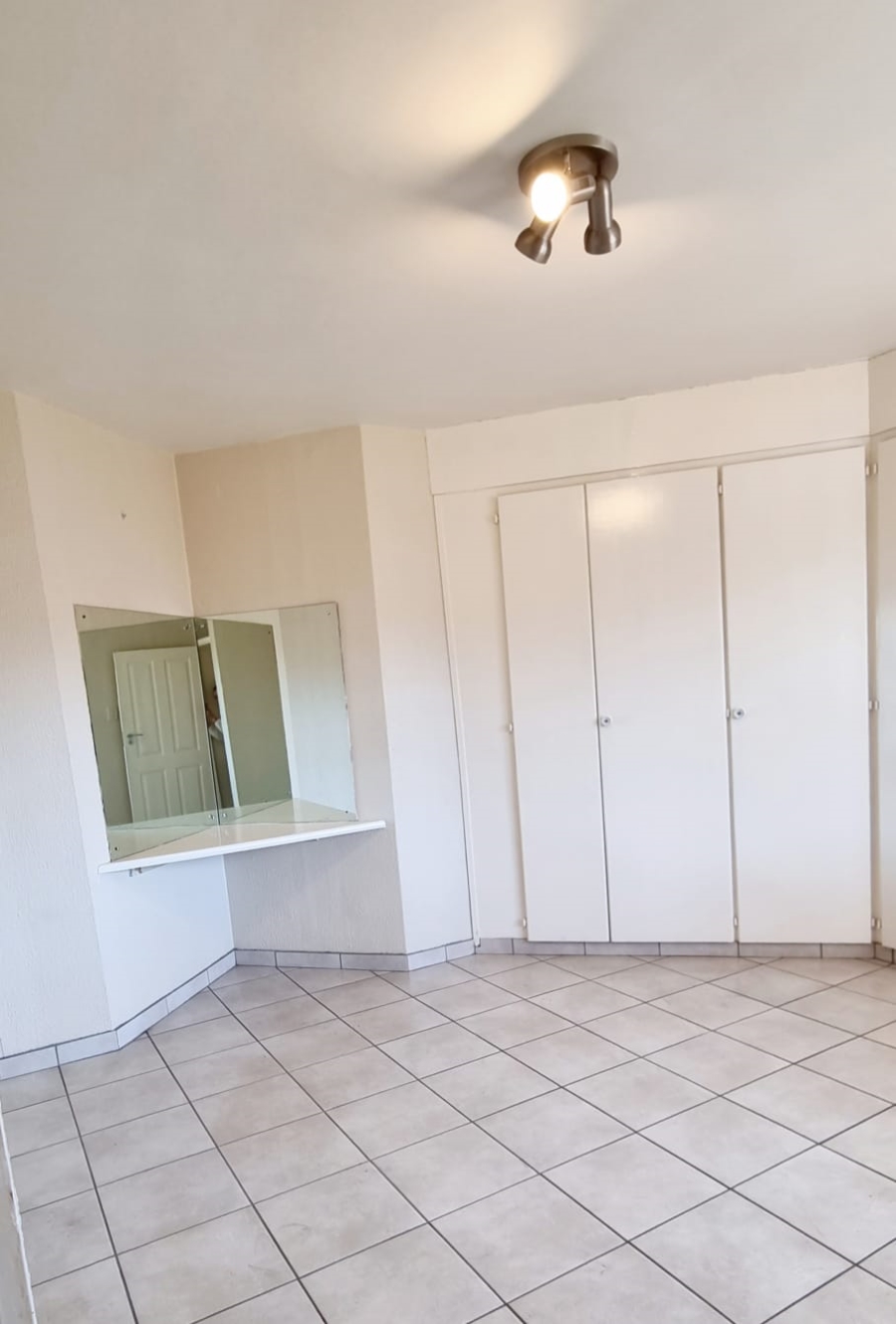 2 Bedroom Property for Sale in Primrose Hill Gauteng