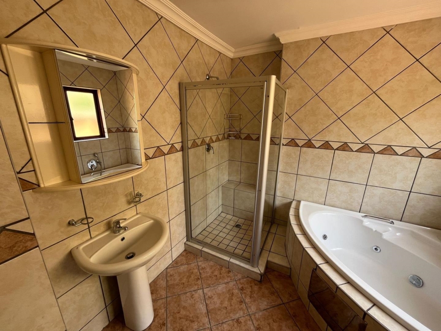 3 Bedroom Property for Sale in Hughes Gauteng