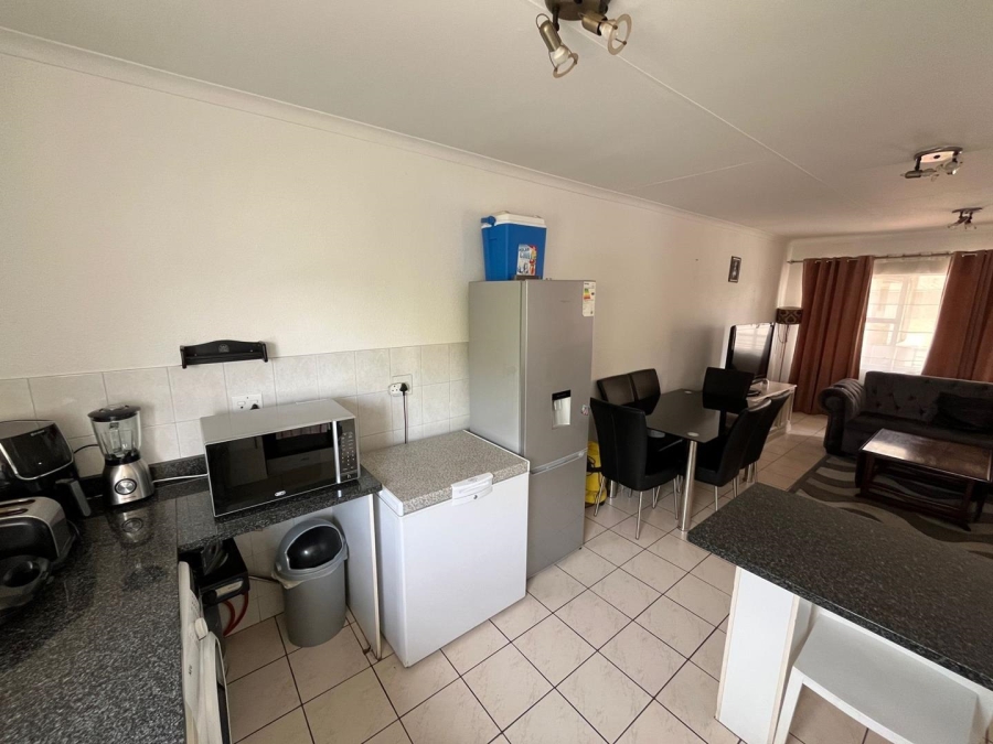 2 Bedroom Property for Sale in South Kensington Gauteng