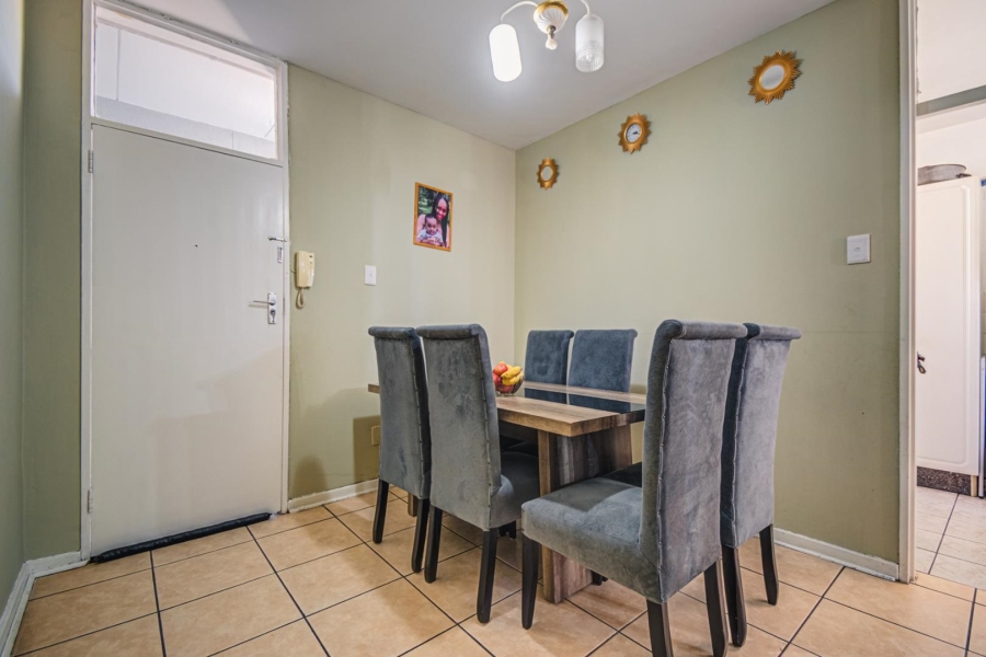 1 Bedroom Property for Sale in Bedford Gardens Gauteng