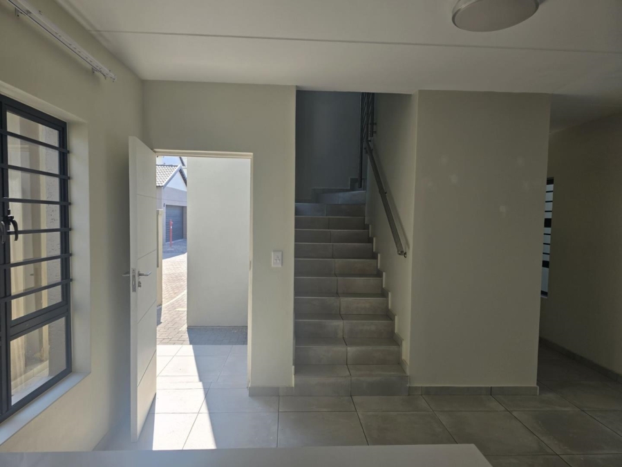 3 Bedroom Property for Sale in Broadacres Gauteng