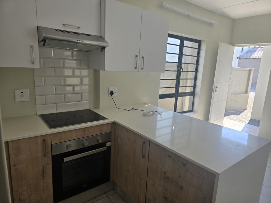 3 Bedroom Property for Sale in Broadacres Gauteng