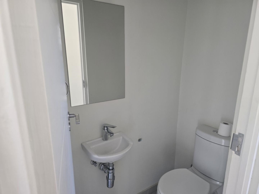 3 Bedroom Property for Sale in Broadacres Gauteng
