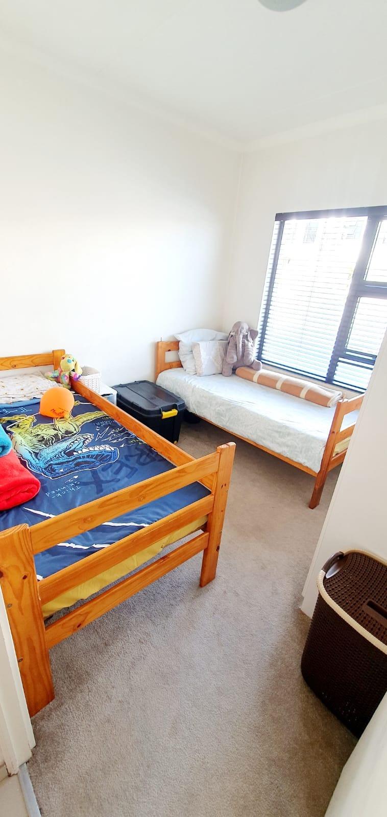 2 Bedroom Property for Sale in Broadacres Gauteng