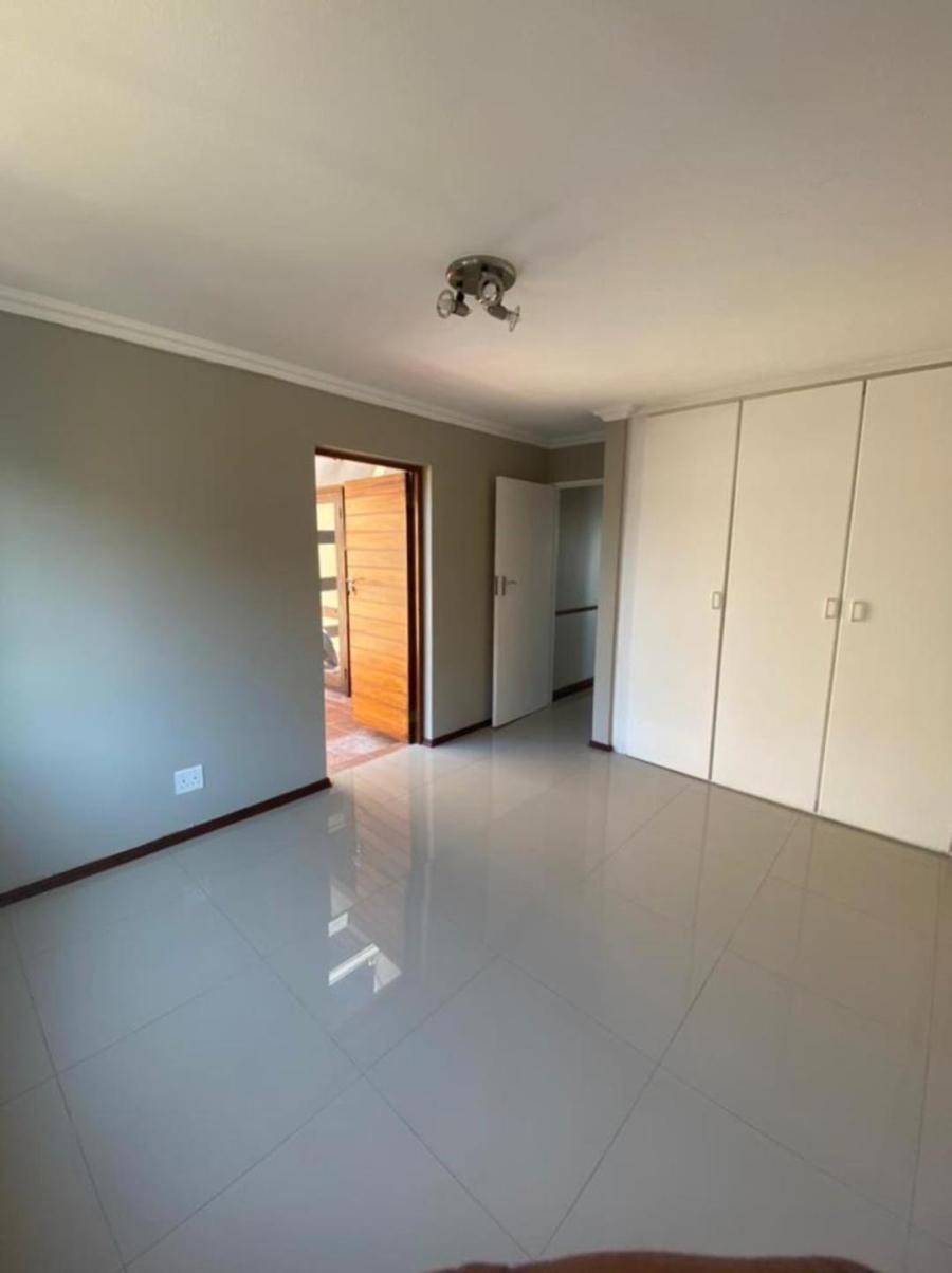 3 Bedroom Property for Sale in Halfway Gardens Gauteng
