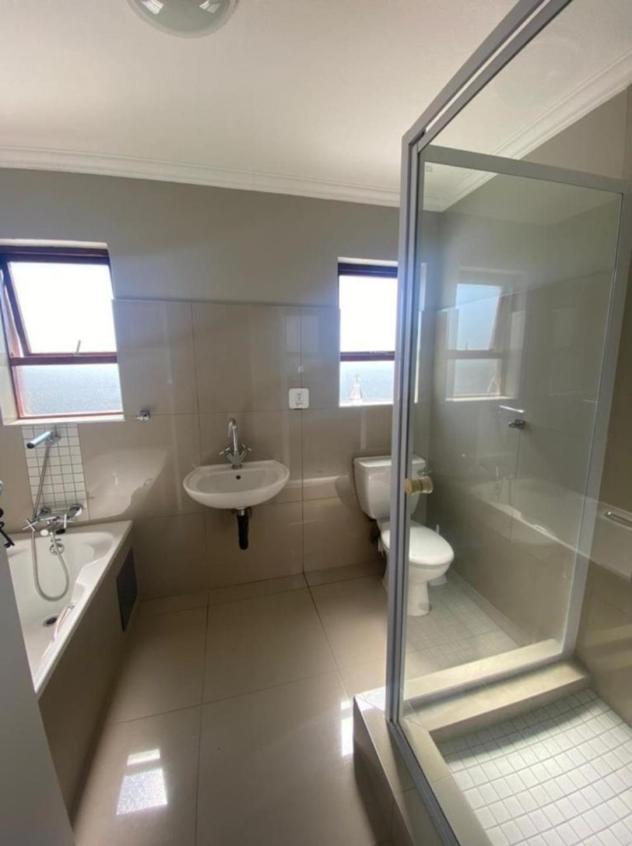 3 Bedroom Property for Sale in Halfway Gardens Gauteng