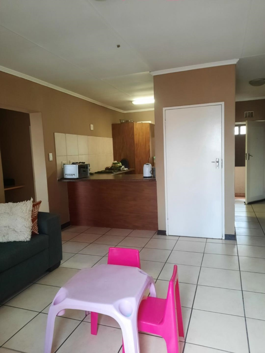 2 Bedroom Property for Sale in Bloubosrand Gauteng