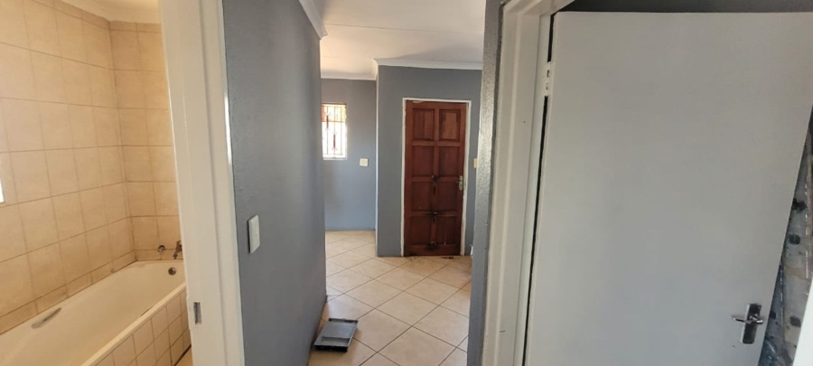 2 Bedroom Property for Sale in Soshanguve B Gauteng