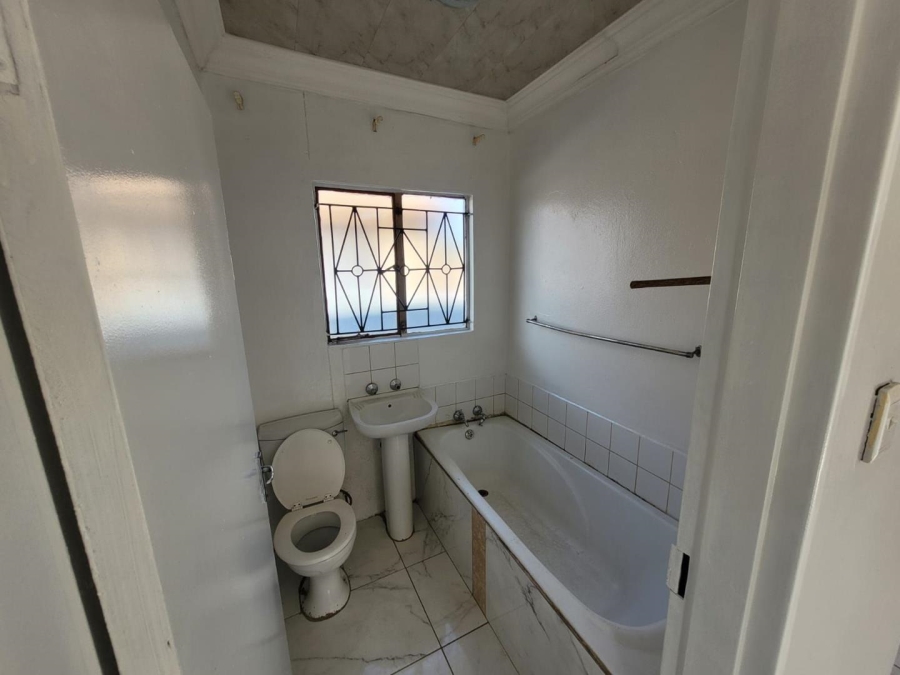 2 Bedroom Property for Sale in Soshanguve B Gauteng