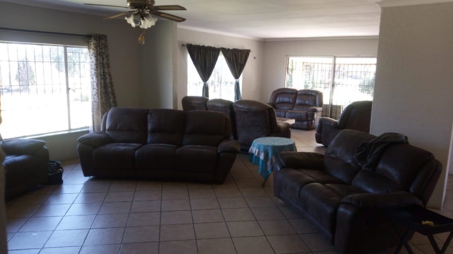 6 Bedroom Property for Sale in Valley Settlements A H Gauteng