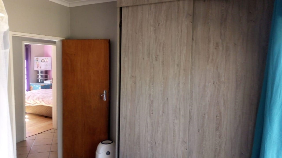 6 Bedroom Property for Sale in Valley Settlements A H Gauteng