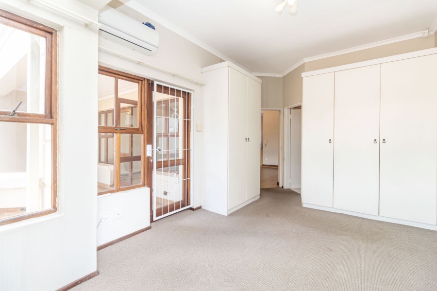 2 Bedroom Property for Sale in Bryanston East Gauteng
