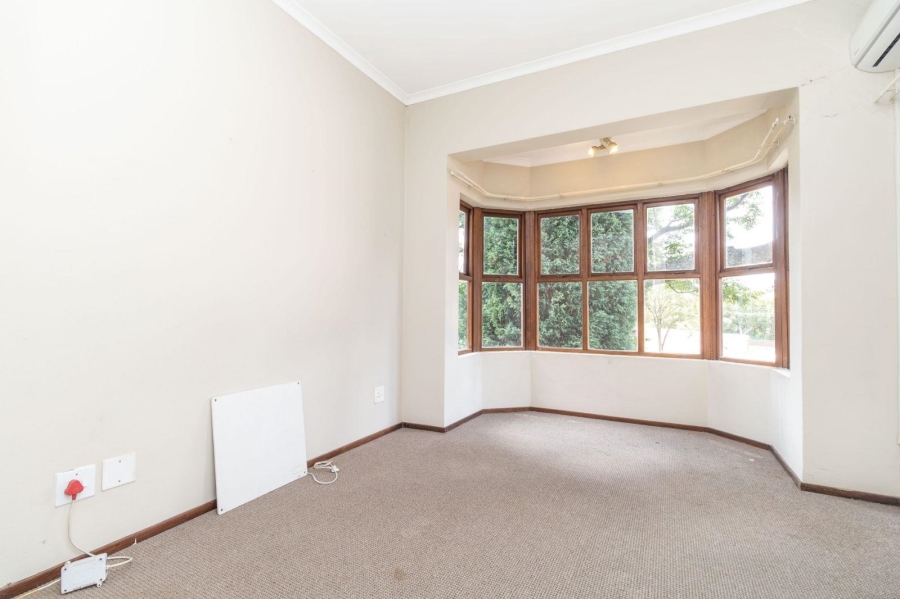 2 Bedroom Property for Sale in Bryanston East Gauteng