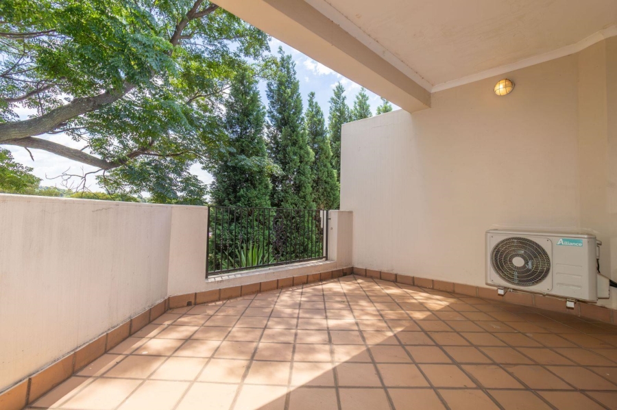 2 Bedroom Property for Sale in Bryanston East Gauteng