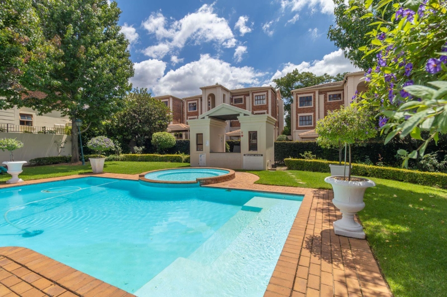2 Bedroom Property for Sale in Bryanston East Gauteng