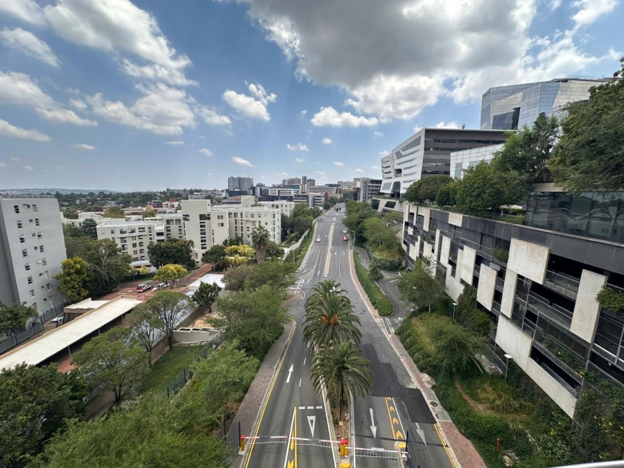 2 Bedroom Property for Sale in Sandhurst Gauteng