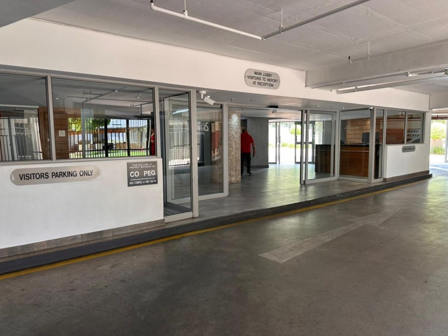 2 Bedroom Property for Sale in Sandhurst Gauteng