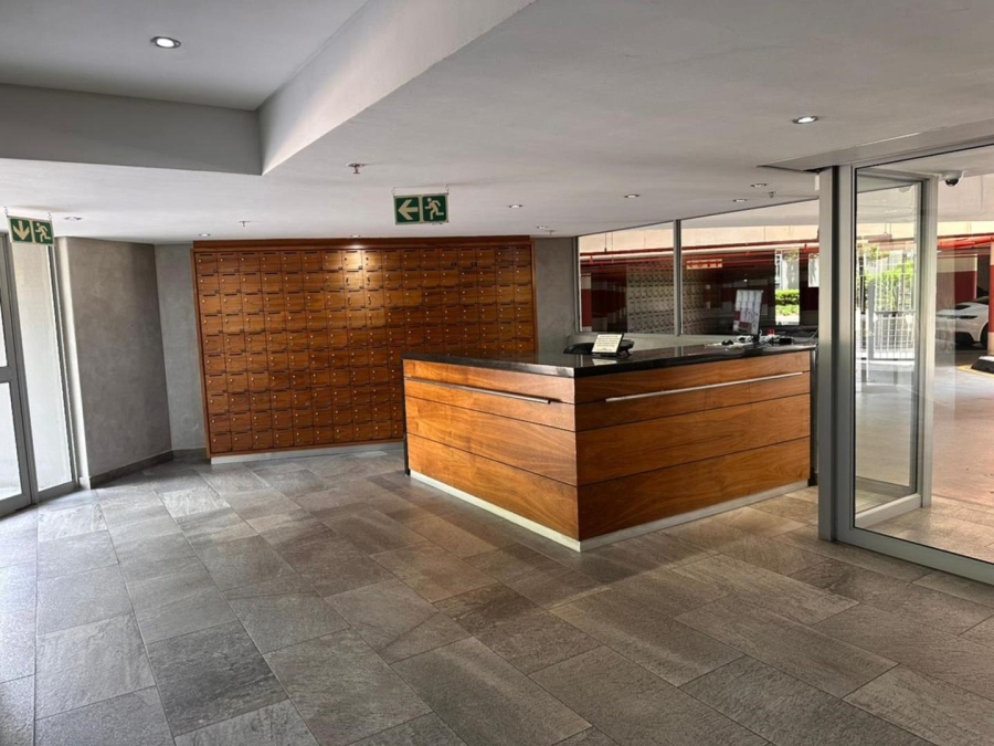2 Bedroom Property for Sale in Sandhurst Gauteng