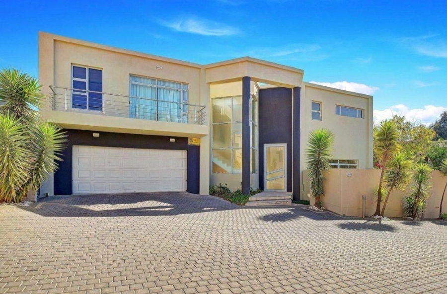4 Bedroom Property for Sale in Sandown Gauteng