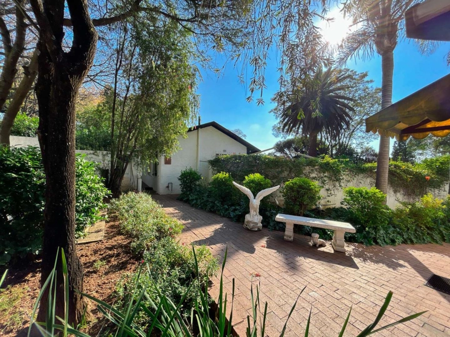 7 Bedroom Property for Sale in Bryanston East Gauteng
