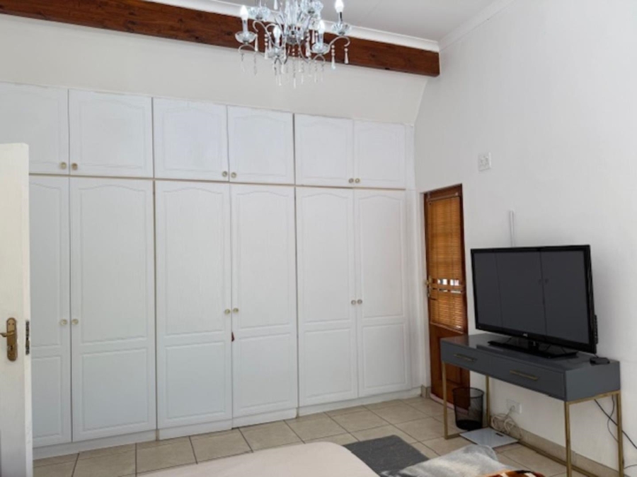 5 Bedroom Property for Sale in Bryanston Gauteng