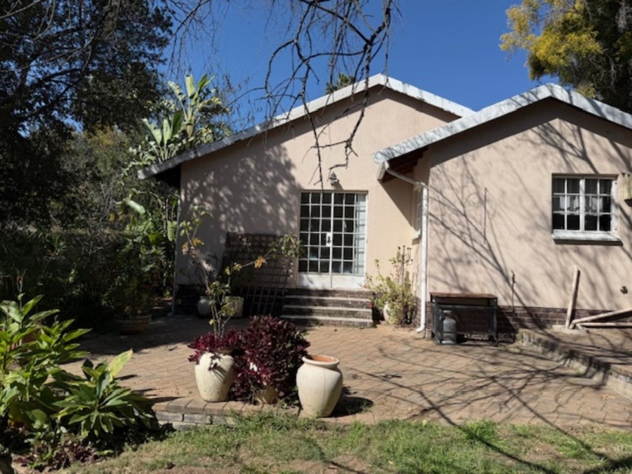 5 Bedroom Property for Sale in Bryanston Gauteng